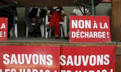 Orne: la décharge bloquée près du haras du Pin évacuée par la police