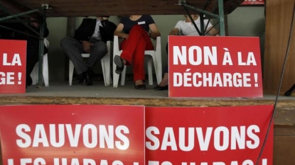 Orne: la décharge bloquée près du haras du Pin évacuée par la police