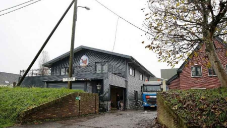 Grippe aviaire d’autres fermes contrôlées aux Pays-Bas après détection d’une souche pathogène