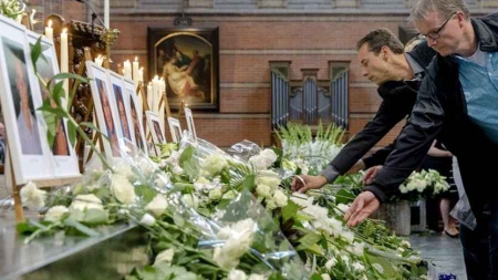 Malaysia Airlines cérémonie dédiée aux victimes de l’avion abattu en Ukraine