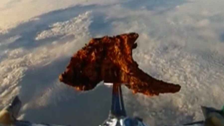 Une côte d’agneau dans l’espace