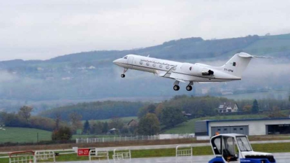 Abdelaziz Bouteflika quitte la France après une brève hospitalisation
