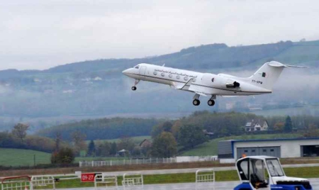 Abdelaziz Bouteflika quitte la France après une brève hospitalisation