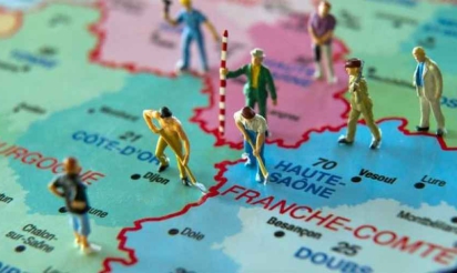 La carte des 13 régions adoptée par l’Assemblée nationale