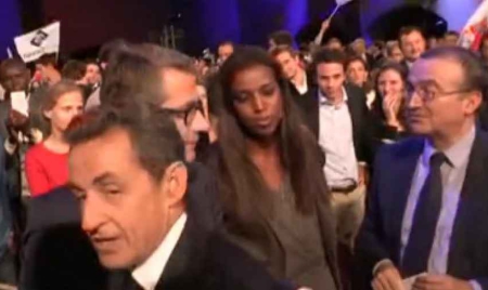 Sarkozy recadre Mariton en public