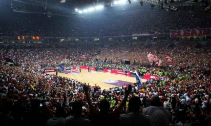 Un supporteur serbe poignardé à mort en Turquie