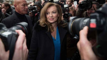 Valérie Trierweiler affirme qu’elle dispose toujours des SMS de François Hollande
