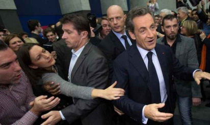 Sifflets contre Juppé Sarkozy explique son attitude et prône le rassemblement