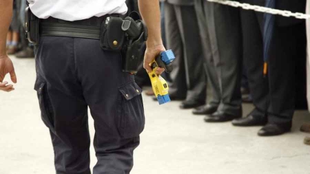 Un buraliste grièvement brûlé au cours d’un hold-up près de Paris