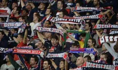 Foot deux supporteurs parisiens blessés à l’arme blanche après Barcelone-PSG