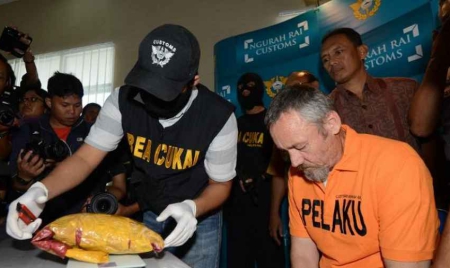 Bali le Néo-Zélandais arrêté pour trafic de drogue piégé par une femme rencontrée sur internet