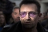 Bono déguisé en juif hassidique lors de sa chute à vélo