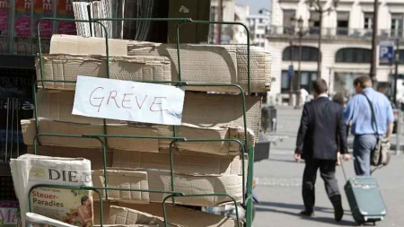 Pas de quotidiens dans les kiosques en raison d’une grève des imprimeries