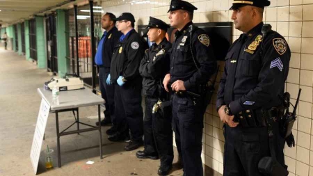 Etats-Unis un policier blanc disculpé après la mort d’un Noir à New York