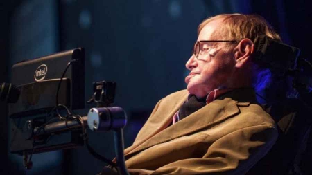 Pour Stephen Hawking, l’intelligence artificielle pourrait mettre fin à la race humaine