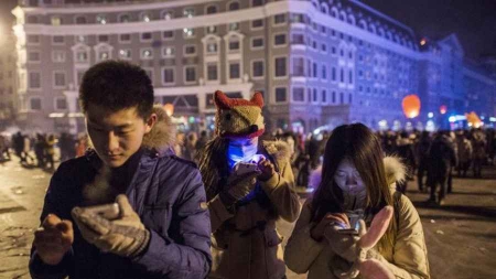 Le SMS en perte de vitesse pour les voeux, au profit des vidéos et applications mobiles