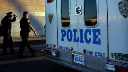 Un jeune Américain décapite sa mère à la hache