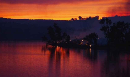 Feux de forêt en Australie les pompiers sur le pied de guerre