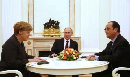 Hollande sur l’Ukraine: une des dernières chances