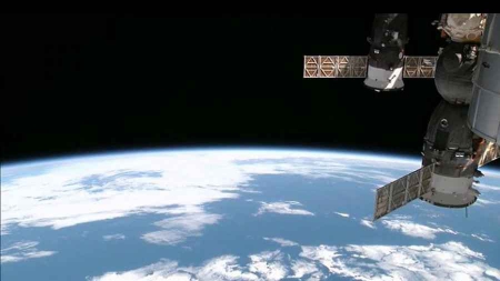 Deux astronautes dans l’espace pour travailler sur l’ISS, une mission sans soucis