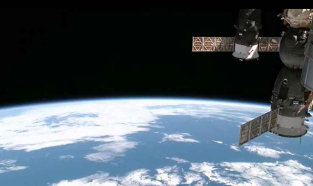 Deux astronautes dans l’espace pour travailler sur l’ISS, une mission sans soucis