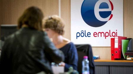 Chômage: le gouvernement face aux chiffres de mars