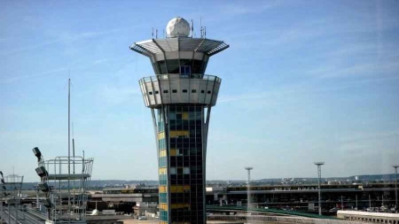 Grève des contrôleurs aériens : 40% de vols annulés mercredi en France