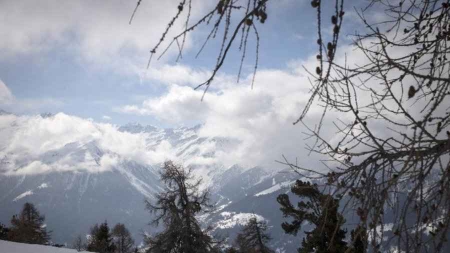 Au moins sept personnes emportées dans une avalanche