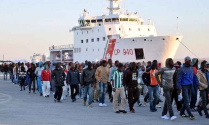 Méditerranée: nouveau naufrage d’un bateau chargé de 700 migrants