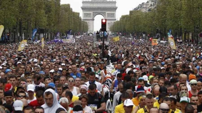A cause de la pollution, Hidalgo veut des mesures pour le marathon de Paris