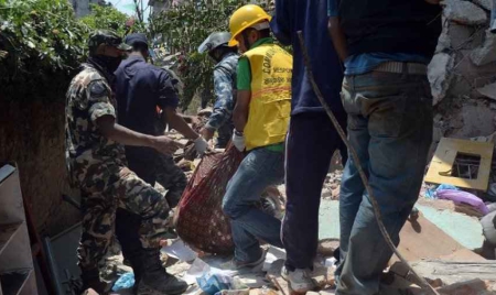 Séisme au Népal: deux Français tués, 10 blessés