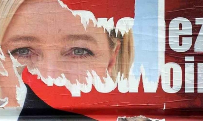 Le FN rattrapé par les affaires