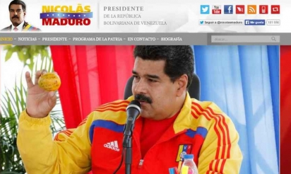 Elle jette une mangue à la tête du président vénézuélien, il lui trouve un appartement