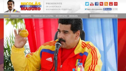 Elle jette une mangue à la tête du président vénézuélien, il lui trouve un appartement