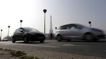 Paris: vers une vitesse limitée à 30 km/h fin 2015 dans le centre et l’est