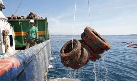 Les récifs artificiels en pneus, finalement pas une bonne idée