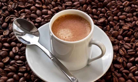 L’Autorité européenne de sécurité des aliments recommande la mise en place de doses journalières maximales de caféine