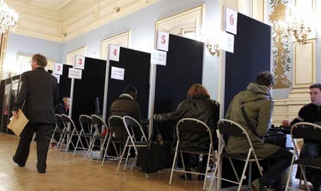 Pour faire des économies, les mairies commenceraient à réduire leurs effectifs