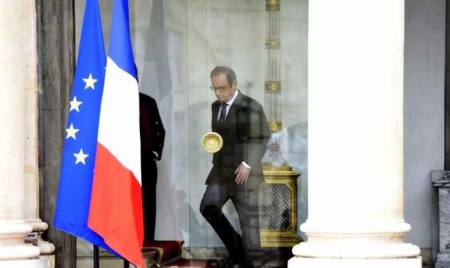 Grèce: Hollande parlera à Tsipras et Merkel dans les heures qui viennent