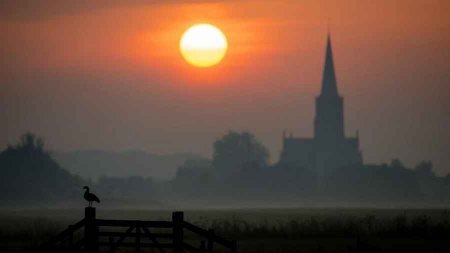 Pays-Bas: la justice ordonne de réduire les émissions de gaz à effet de serre