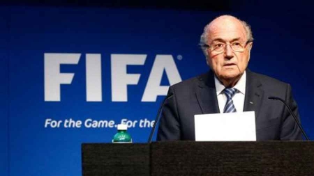 Fifa : les sponsors applaudissent la démission de Blatter !