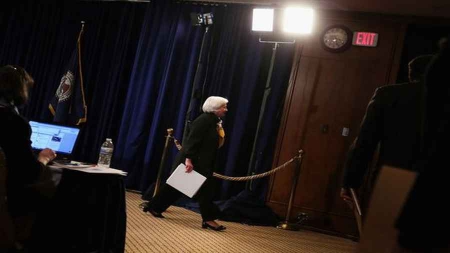 La Réserve fédérale ouvre la voie à une hausse des taux aux Etats-Unis