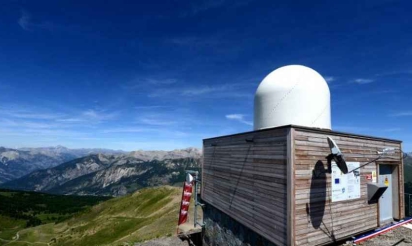 Dans les Alpes du Sud, des radars de montagne pour prévenir les désastres pluviométriques