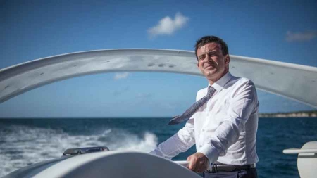 Valls réaffirme l’ancrage de Mayotte dans la République et fait des annonces