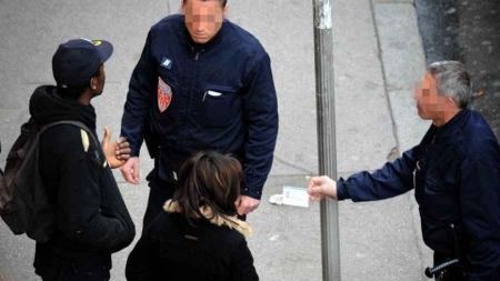 L’Etat condamné pour des contrôles d’identité jugés discriminatoires