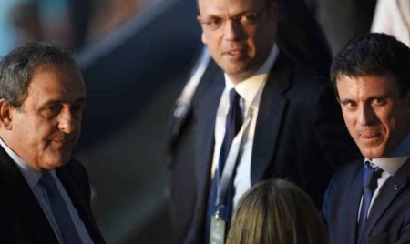 Voyage de Valls à Berlin : la polémique joue les prolongations