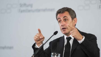 Pour Sarkozy, les syndicats sont plutôt des partis politiques