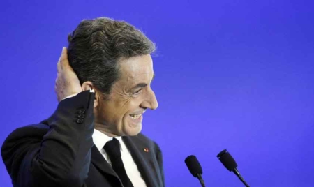 Sarkozy veut s’offrir le centre, au prix fort