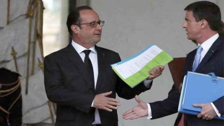 Les socialistes préfèrent Valls à Hollande pour la présidentielle