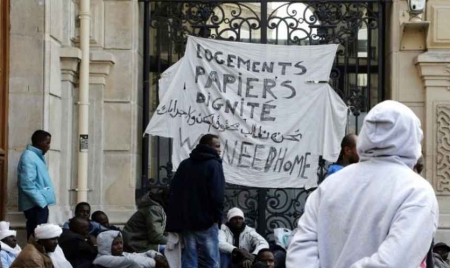 Plusieurs milliers de personnes rassemblées à Paris en soutien aux réfugiés